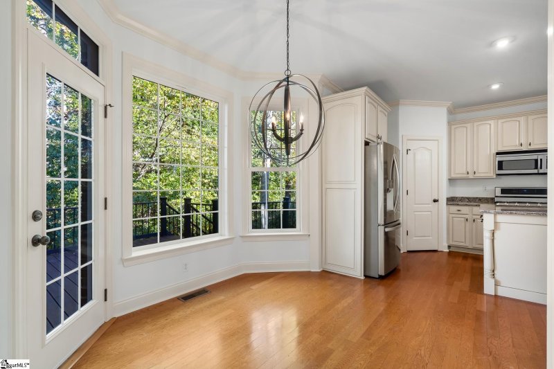 Property image 4 of 216 Asheton Lakes Way in Asheton Lakes, Simpsonville, SC 29681