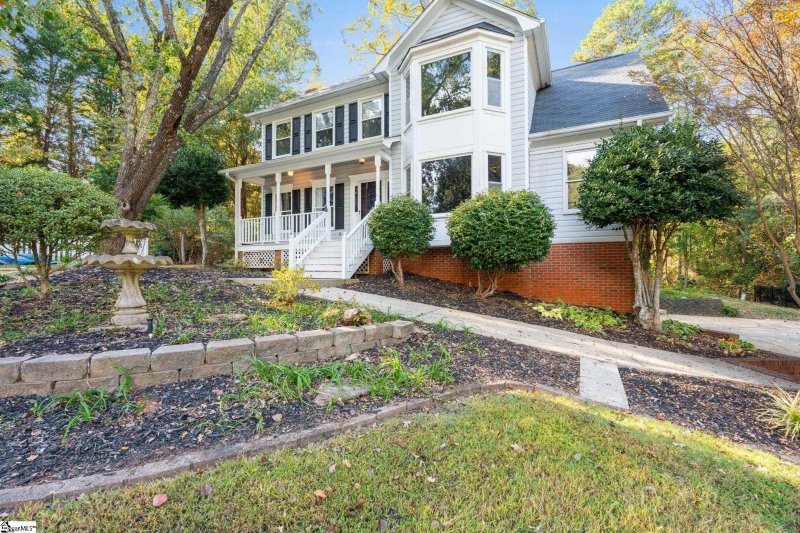 Property image 4 of 28 Bernwood Drive in Pebble Valley, Taylors, SC 29687