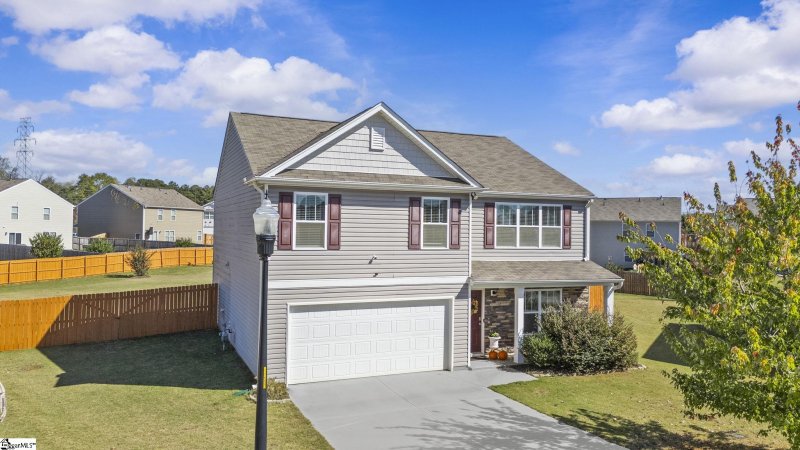 Property image 5 of 6 Rosin Court in Cambridge Walk, Piedmont, SC 29673