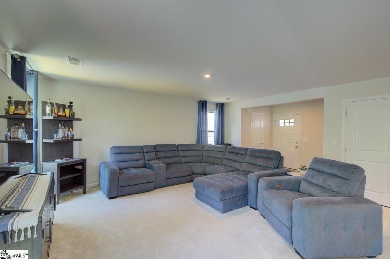 Property image 5 of 504 Mills Hill Way in Havenhill, Greenville, SC 29605