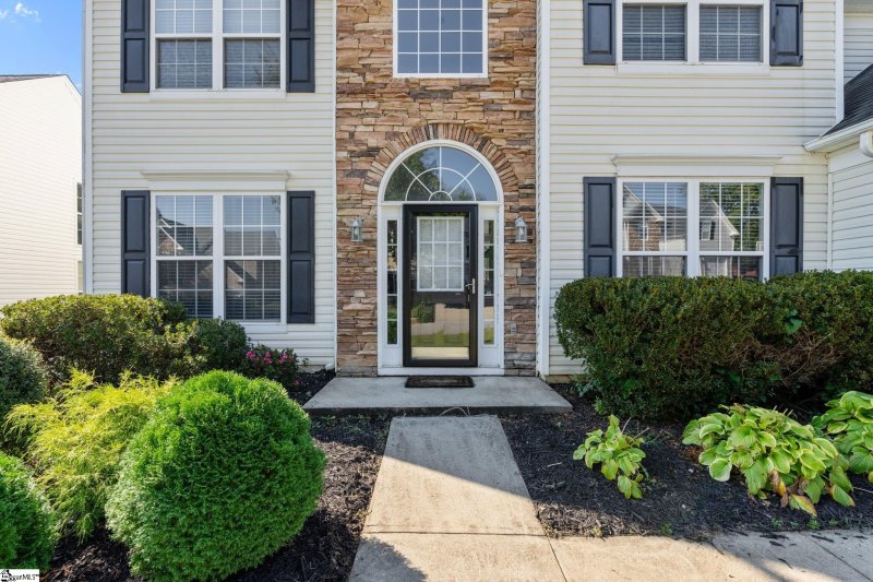 Property image 4 of 8 Breckenridge Court in Avalon Reserve, Greenville, SC 29615