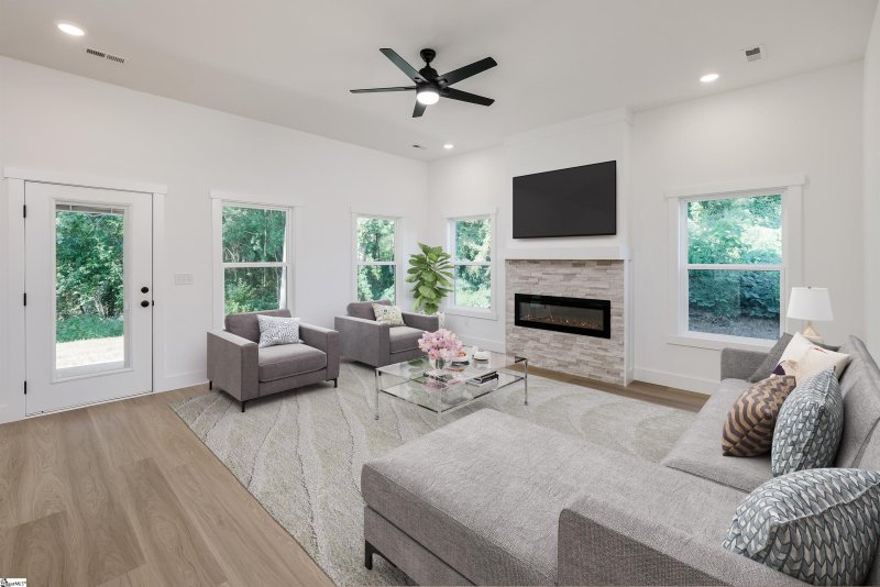 Property image 2 of 506 Vault Way in Dorman Meadows, Roebuck, SC 29376