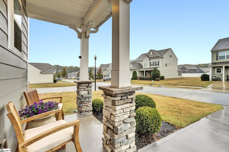 Property image 4 of 600 Daisy Hill Lane in The Village at Adams Mill, Simpsonville, SC 29681