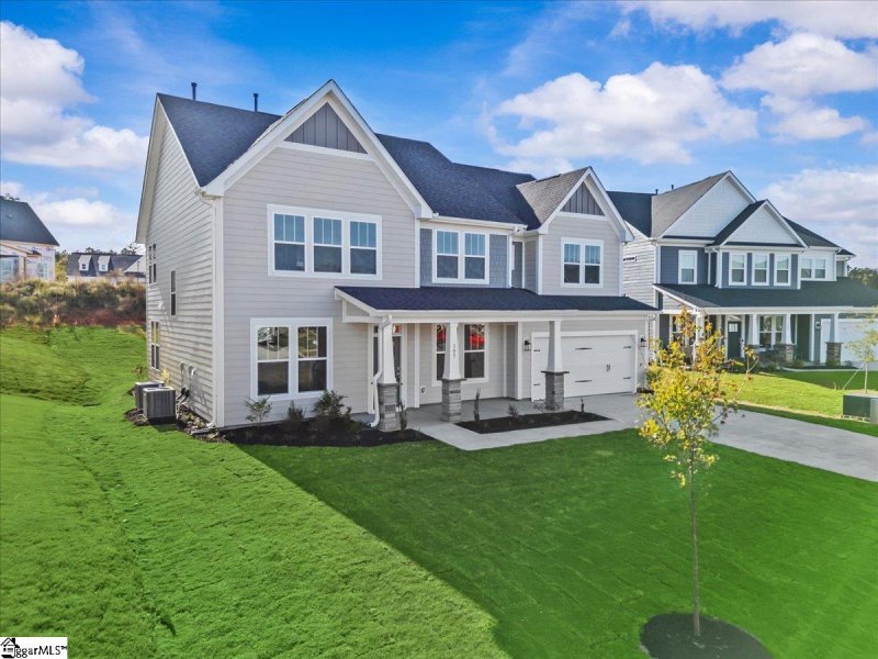 Property image 2 of 305 Pagosa Court in Wells Crossing, Seneca, SC 29678