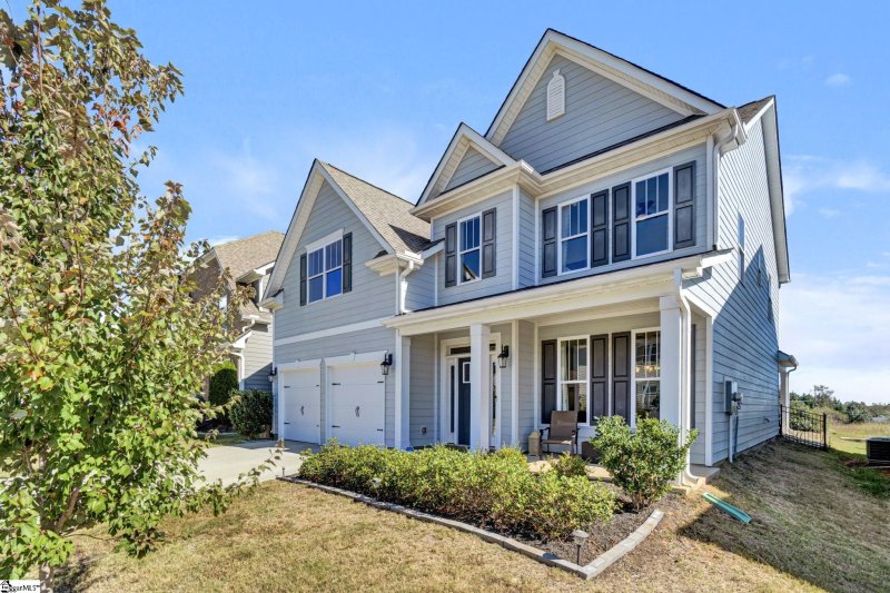 Property image 3 of 111 Pelham Glen Way in Pelham Glen, Greer, SC 29651-7087