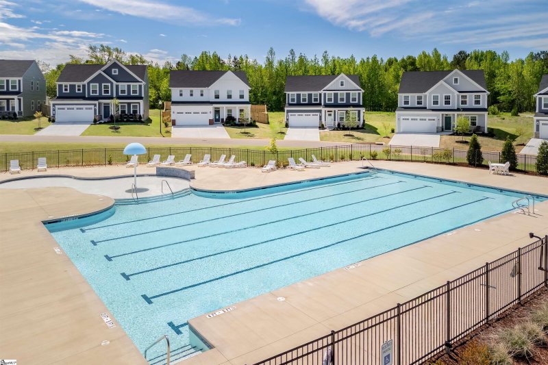 Property image 3 of 4536 W Maidenhair Way in Hollins at Everly, Spartanburg, SC 29306