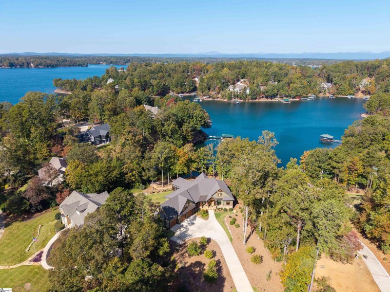 144 E Waterford Drive