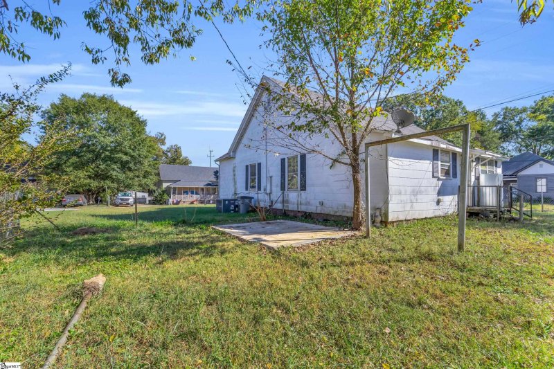 Property image 4 at 26 Moody Street, Greenville, SC 29611