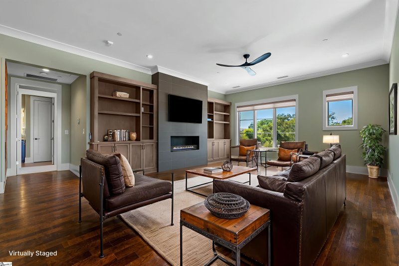 Property image 2 at 110 N Markley Street, Greenville, SC 29601