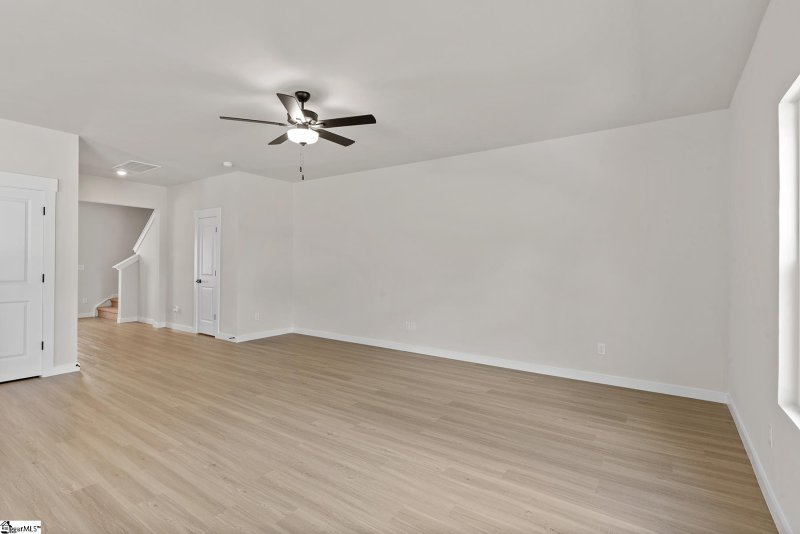 Property image 2 of 1204 Crested Iris Street in Henson Creek Farms, Moore, SC 29369