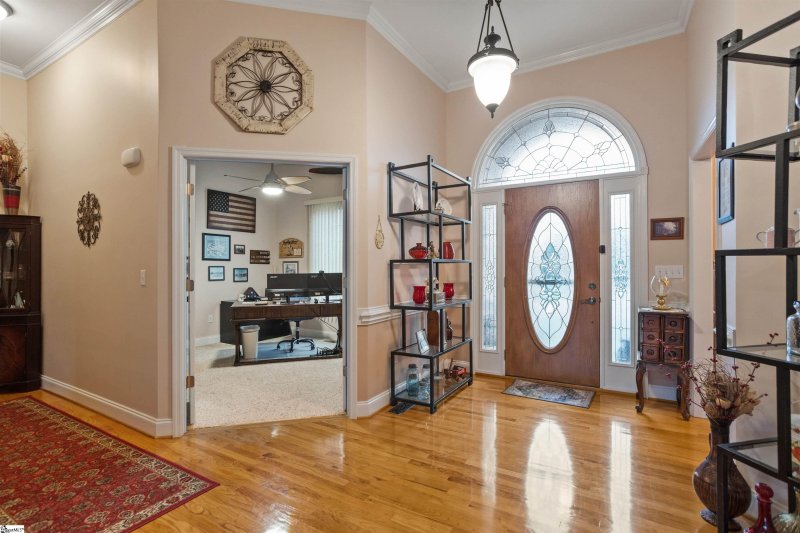 Property image 4 of 409 Wickham Way in Turtle Creek, Boiling Springs, SC 29316