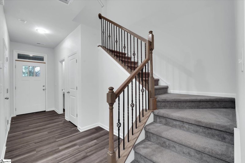 Property image 2 at 328 E Compass Way, Easley, SC 29640