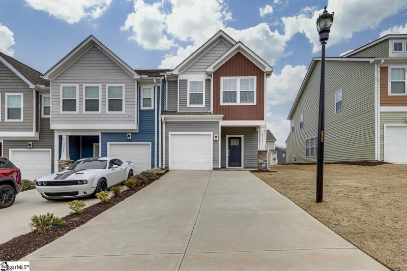 1536 Rivermeade Drive