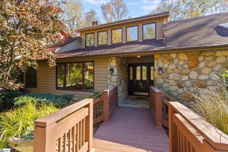 Property image 3 at 216 Old Town Way, Simpsonville, SC 29681