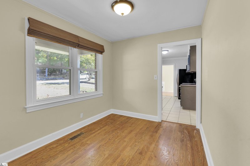 Property image 4 of 220 Scarlett Street in Sherwood Forest, Greenville, SC 29607