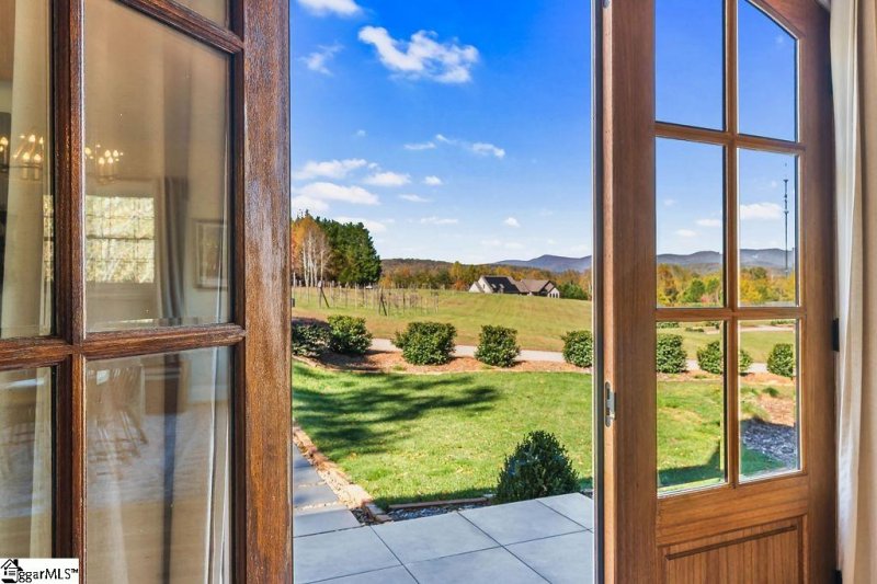 Property image 5 of 101 Cabernet Way in Crescent Mountain Vineyard, Travelers Rest, SC 29690-7724