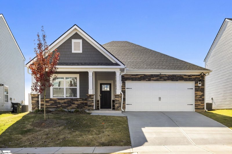 Brookside Farms, Greer Community