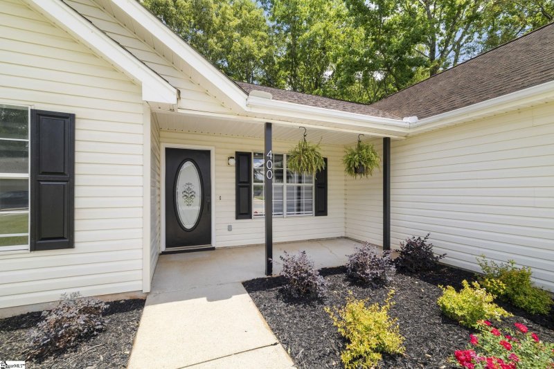 Property image 4 of 400 Hill Lane in Hill Place, Mauldin, SC 29662