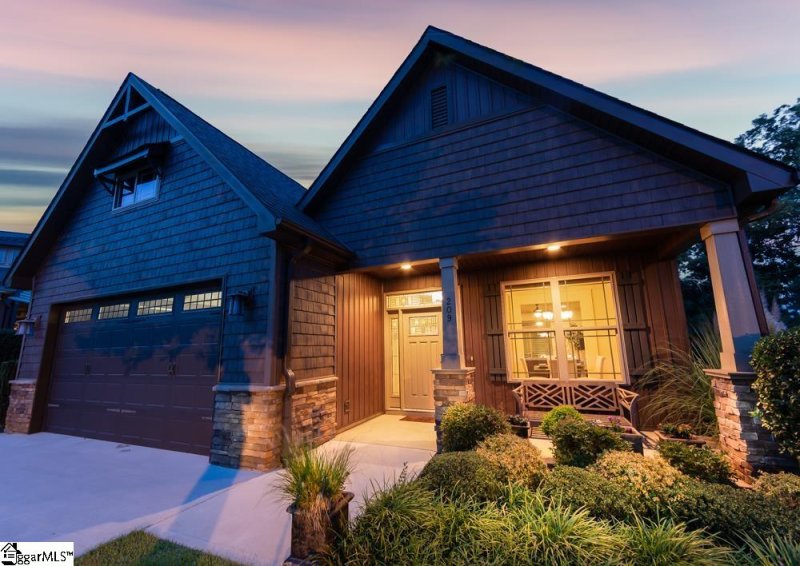 Waterstone Cottages, Greenville Community