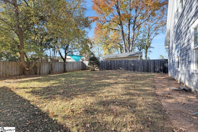 Property image 4 of 10 N Avondale Drive in North Main, Greenville, SC 29609