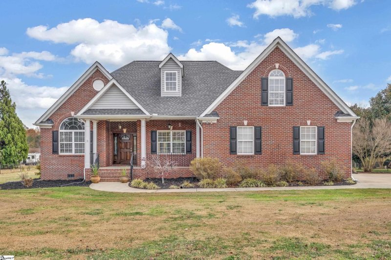 Silver Ridge, Greer Community