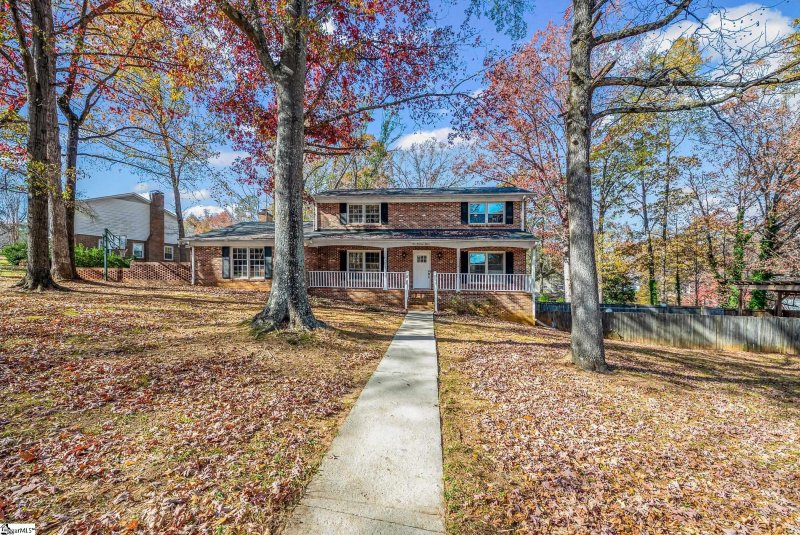 Poinsettia, Simpsonville Community