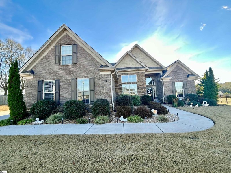 Parker's Landing, Simpsonville Community