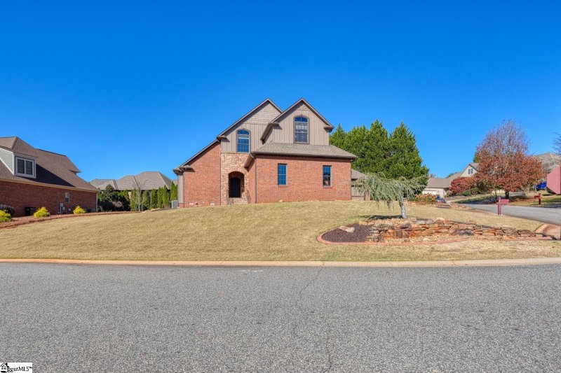 205 Tuscan Ridge Trail