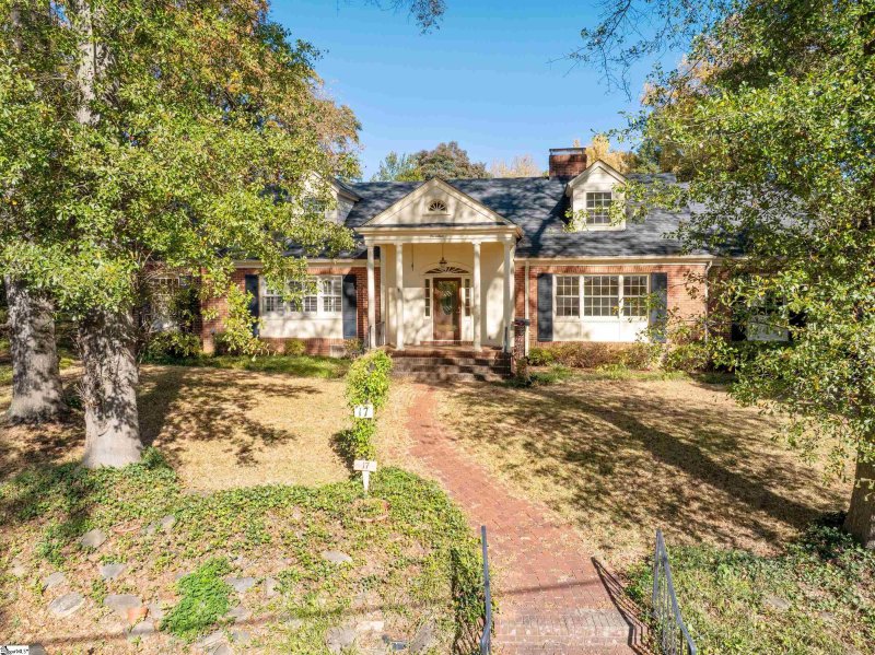 Augusta Road, Greenville Community