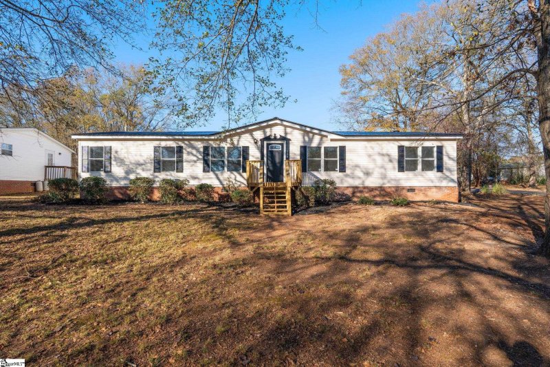 Country Walk, Simpsonville community