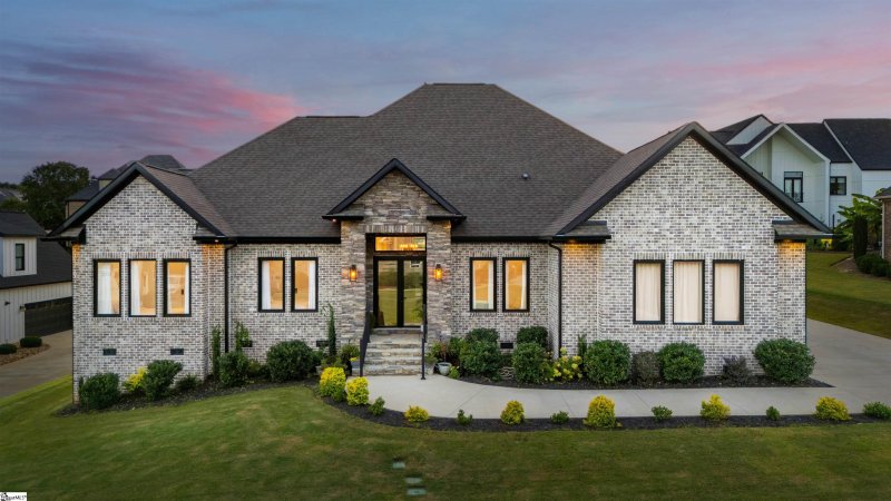 610 Crowe Creek Trail