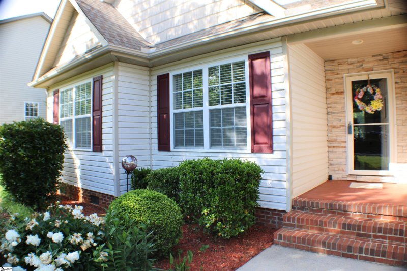 500 Summitbluff Drive