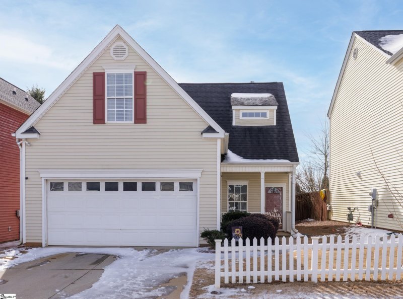 Bridges Crossing, Simpsonville community