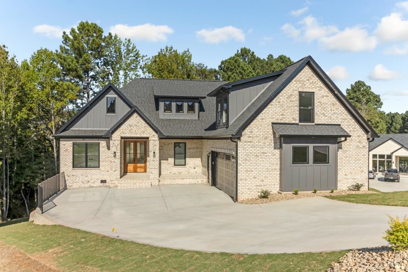 Woodfin Ridge, Inman community