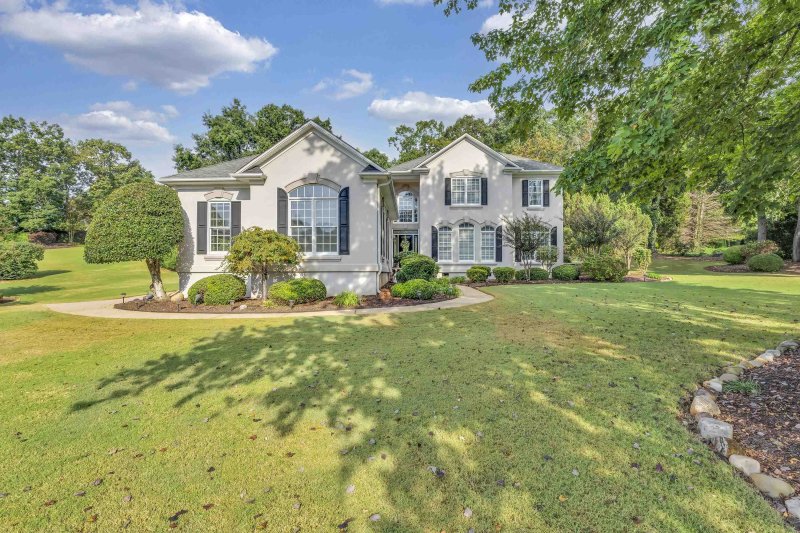 890 Acorn Ridge Place