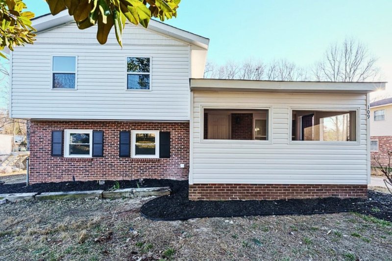 109 Wintergreen Terrace