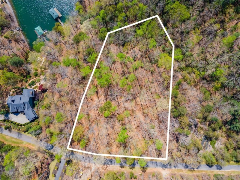 Property image 2 at 806 Rockcrest Way, Salem, SC 29676