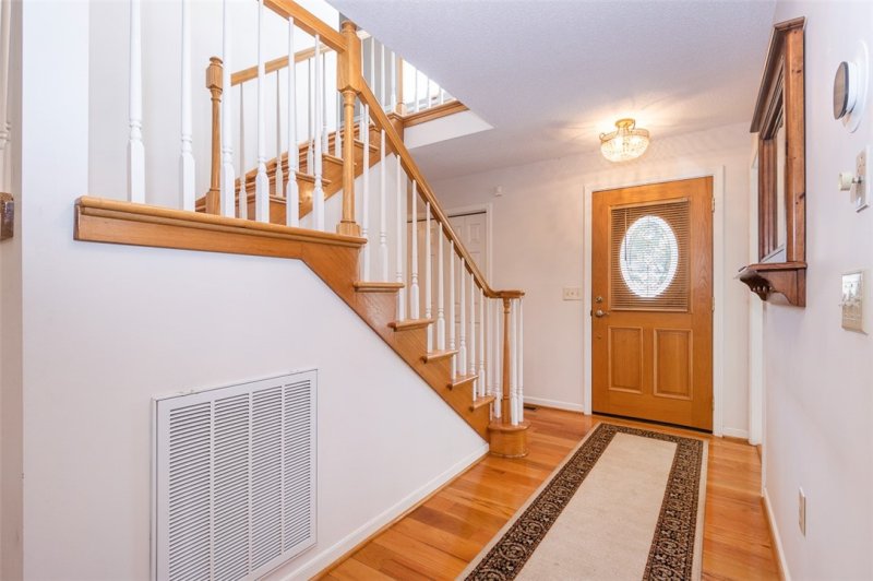 Property image 2 of 204 Oakwood Estates Drive in Oakwood Estate, Anderson, SC 29621