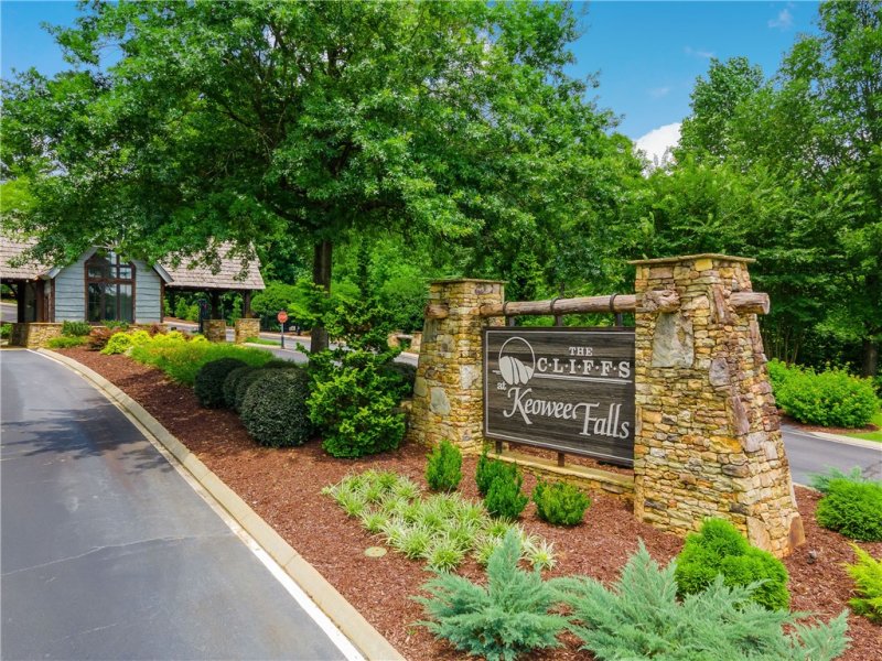 Property image 3 at E 18 Lake View Court, Salem, SC 29676