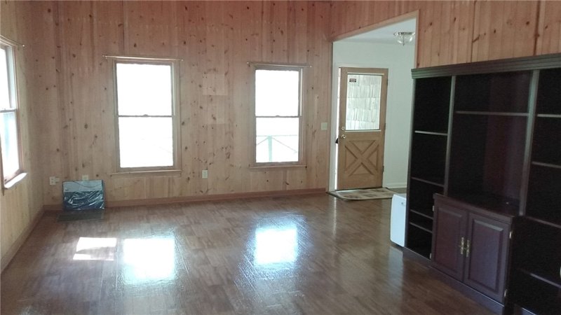 Property image 2 of 157 Deerwood Drive in Foxwood Hills/Mt Bay Estates, Westminster, SC 29693