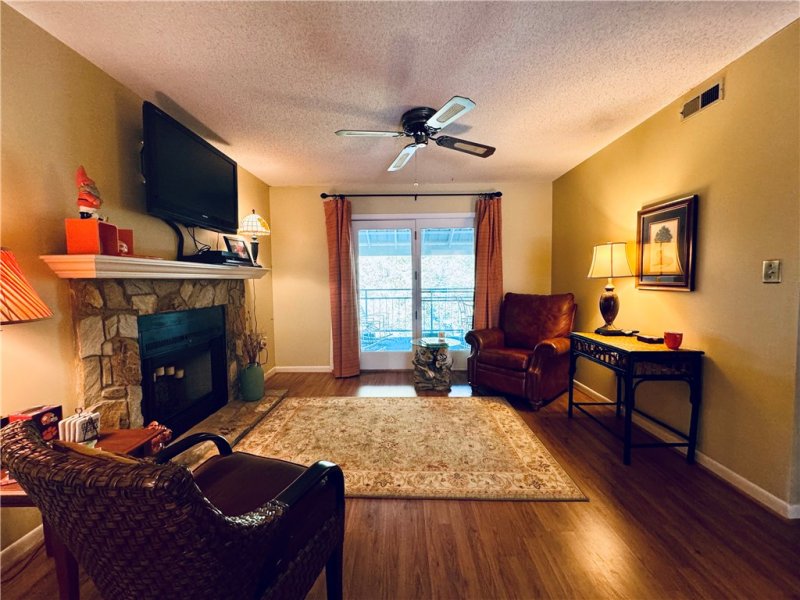 Property image 4 of 811 Northlake Drive in Northlake Condo, Anderson, SC 29625