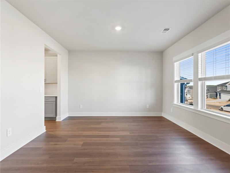 Property image 4 at 1042 Hillcraft Drive, Greer, SC 29651