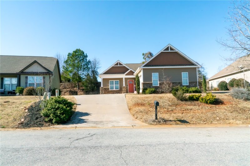 Property image 3 at 125 Shadowood Court, Seneca, SC 29678