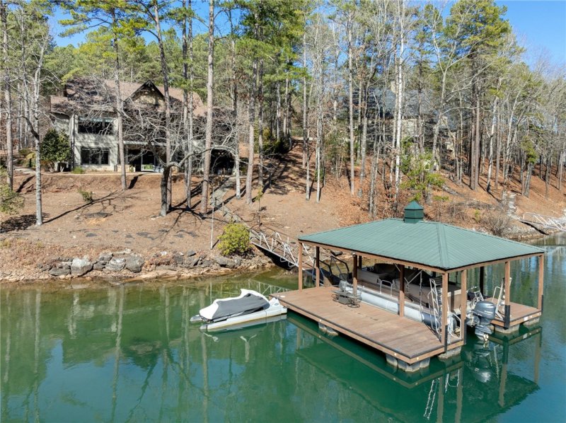 Property image 2 of 800 Mirror Lake Court in Cliffs At Keowee Falls South, Salem, SC 29676