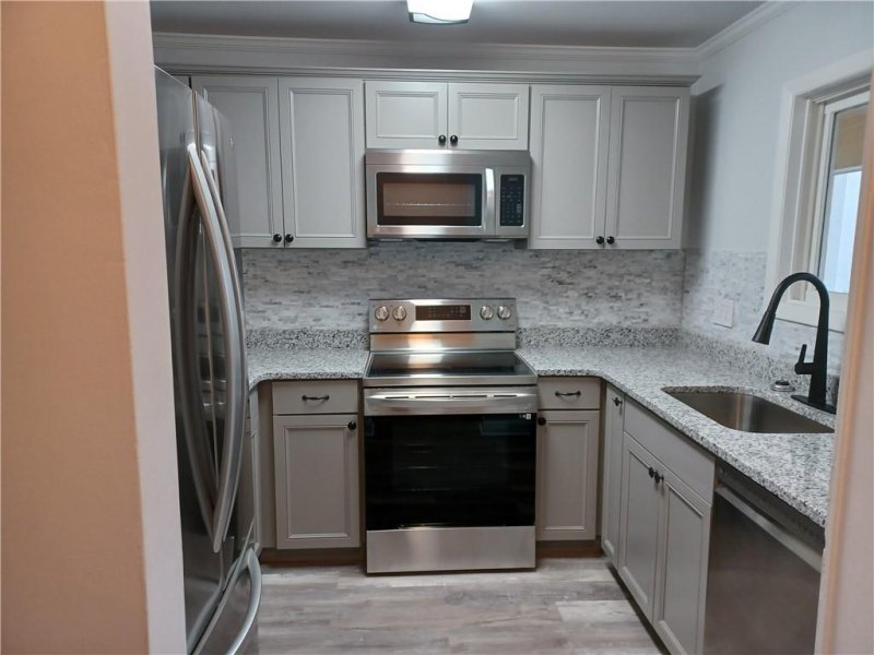 Property image 4 of 1106 Northlake Drive in Northlake Condo, Anderson, SC 29625