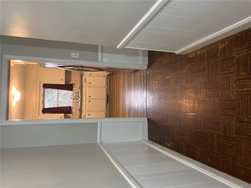 Property image 2 at 809 Mulholland Drive, Seneca, SC 29672