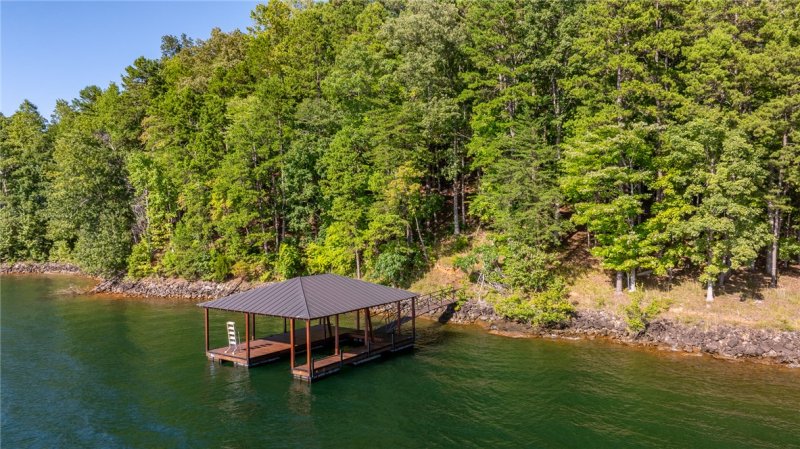 Property image 4 of 107 S Turtle Rock Road in The Reserve At Lake Keowee, Sunset, SC 29685
