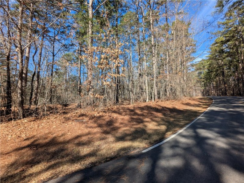 Property image 4 of 2 Pine Garden Circle in Keowee Key, Salem, SC 29676