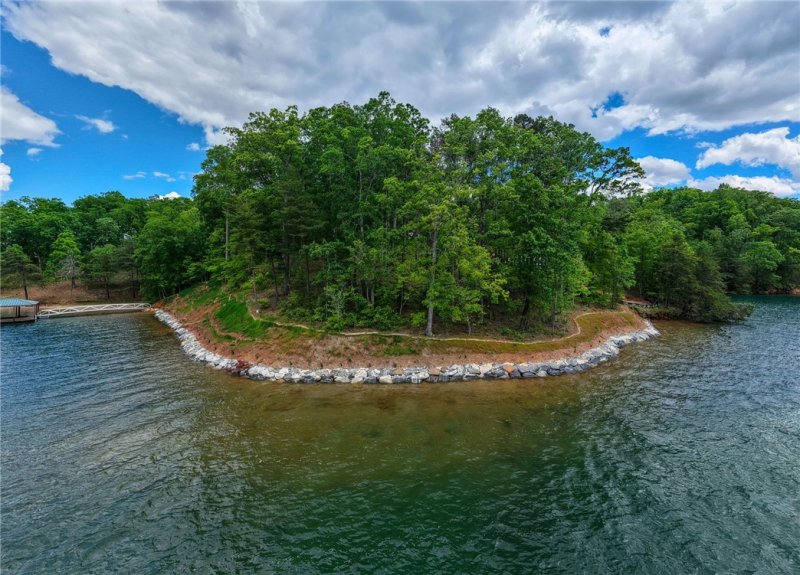 233 Sandy Hollow Court