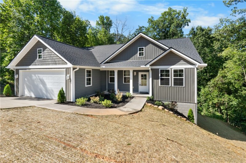 Property image 2 at 1242 Green Fern Drive, Greenville, SC 29611